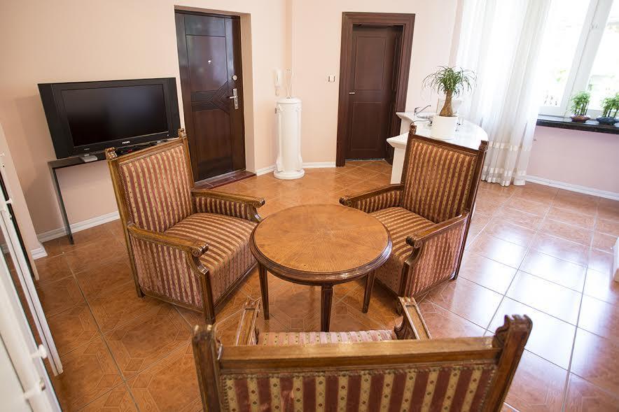 Luna Apartment Нови-Сад Экстерьер фото